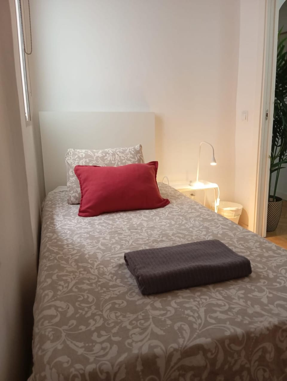 Zurbano Street, Private rooms Hostel in Madrid