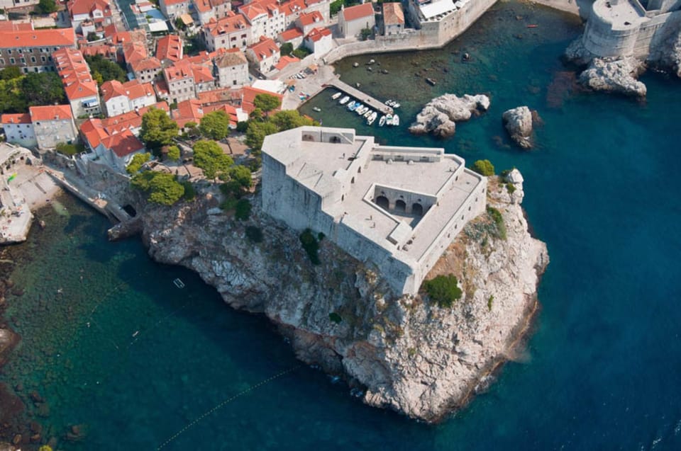 Sea View room with balcony Apartment in Dubrovnik