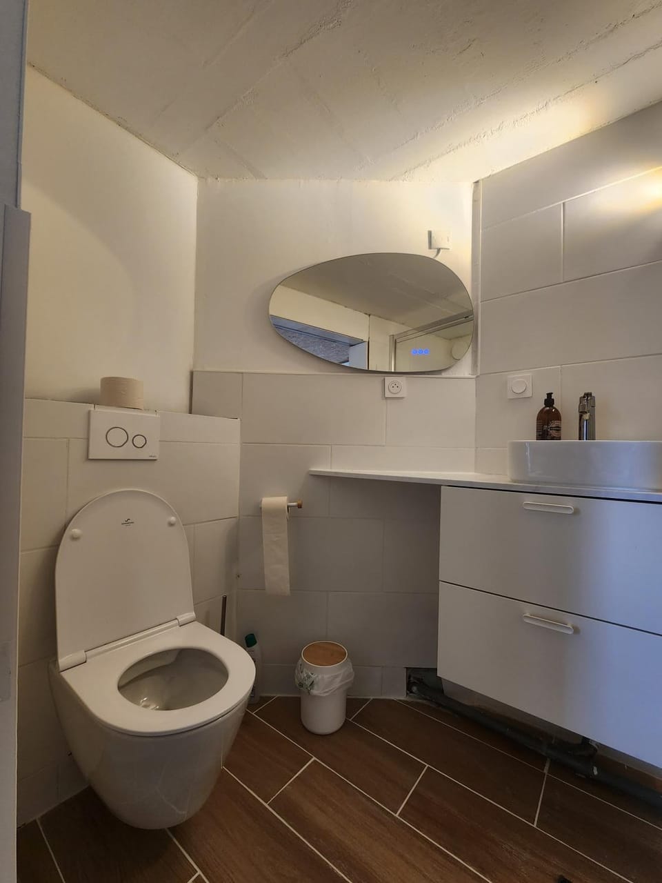 Chambre avec cuisine et sdb privative, au calme Apartment in Nantes