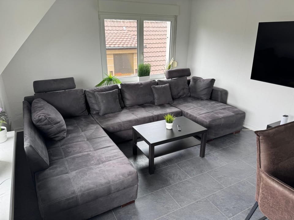 TV and multimedia, Living room, Seating area
