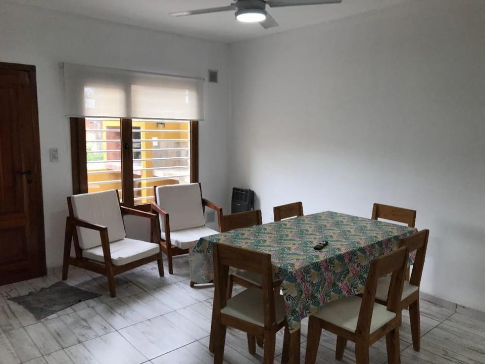 Complejo La Rioja 4880 n3 Planta Alta Apartment in La Lucila del Mar