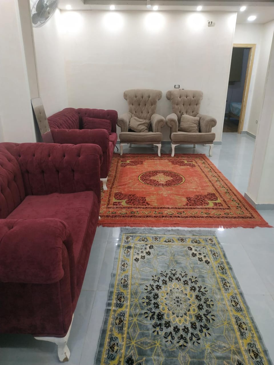 Living room, Seating area