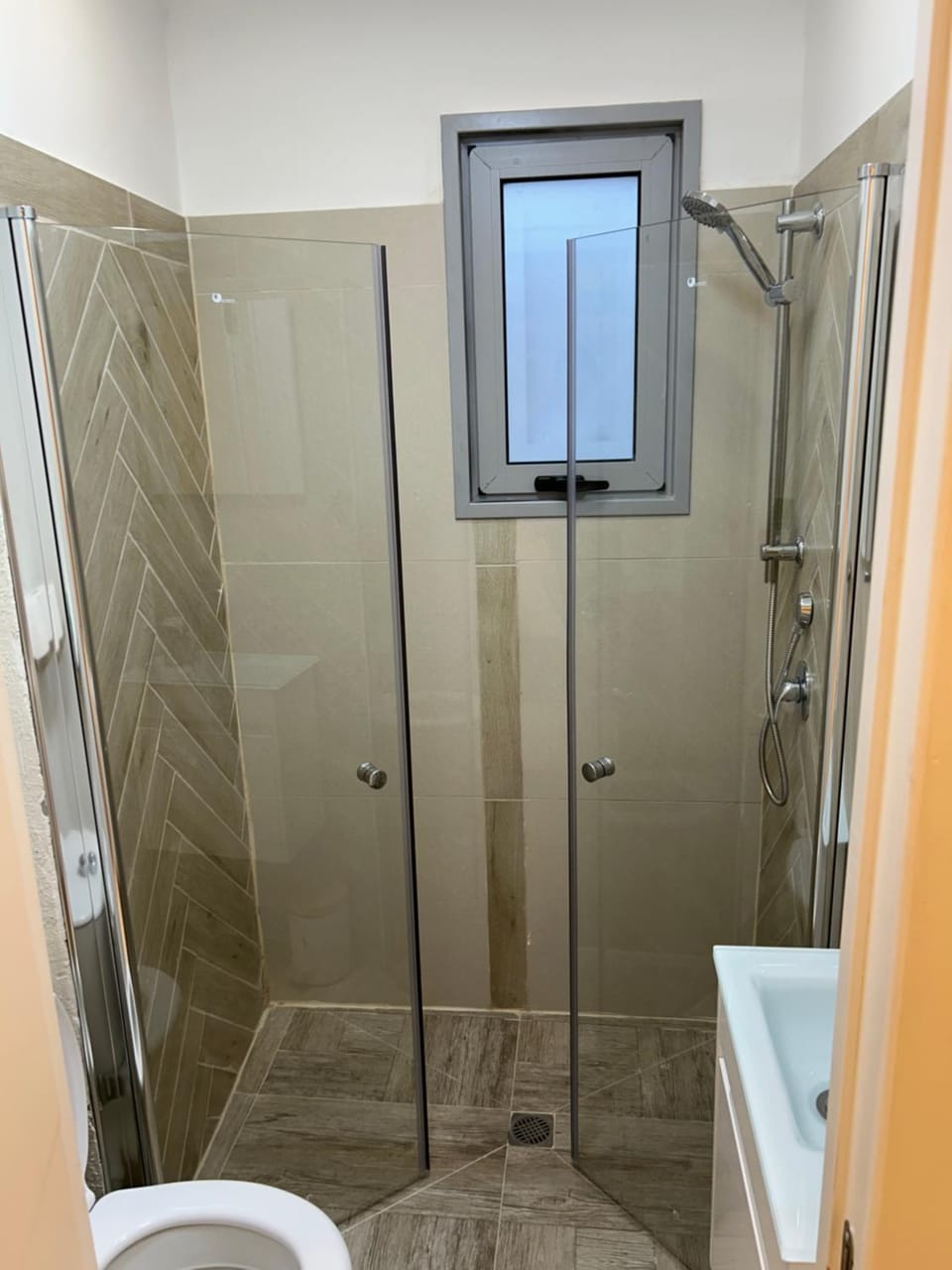 Guest Suite for you! Our location is Bet Shemesh! Bed and Breakfast in South District