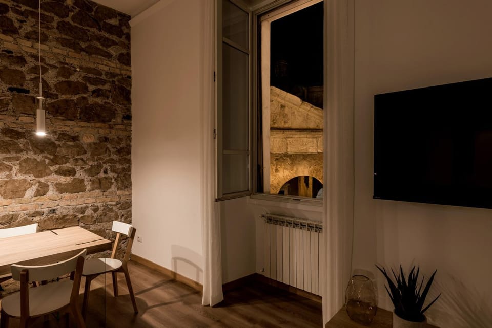 Night, TV and multimedia, Living room, Seating area, Dining area