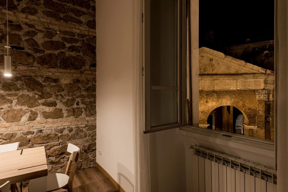 Night, Dining area, Landmark view