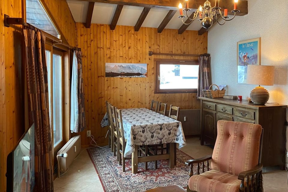 Apartment with balcony facing the ski slopes Apartment in La Clusaz