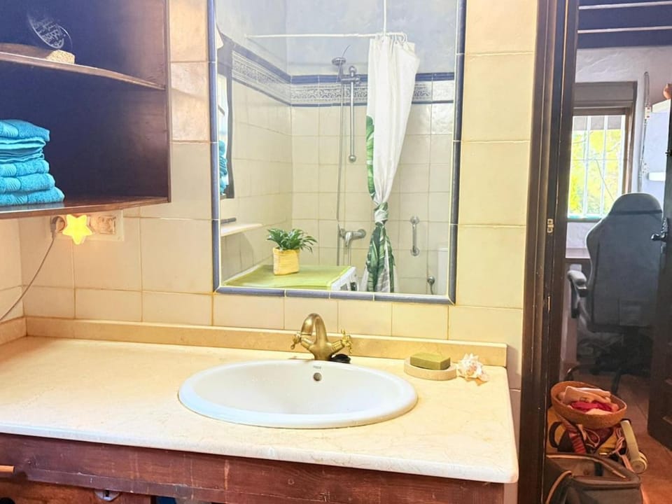 Beautiful quiet villa with garden and ocean view Villa in Costa de la Luz