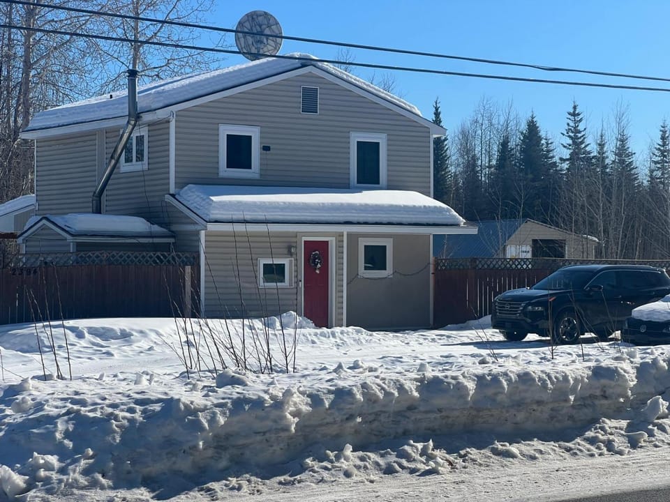 Property building, Day, Winter, Street view