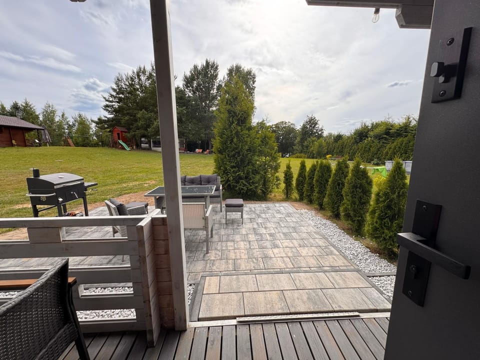 Spring, Day, Garden, View (from property/room), Balcony/Terrace, Seating area, Garden view