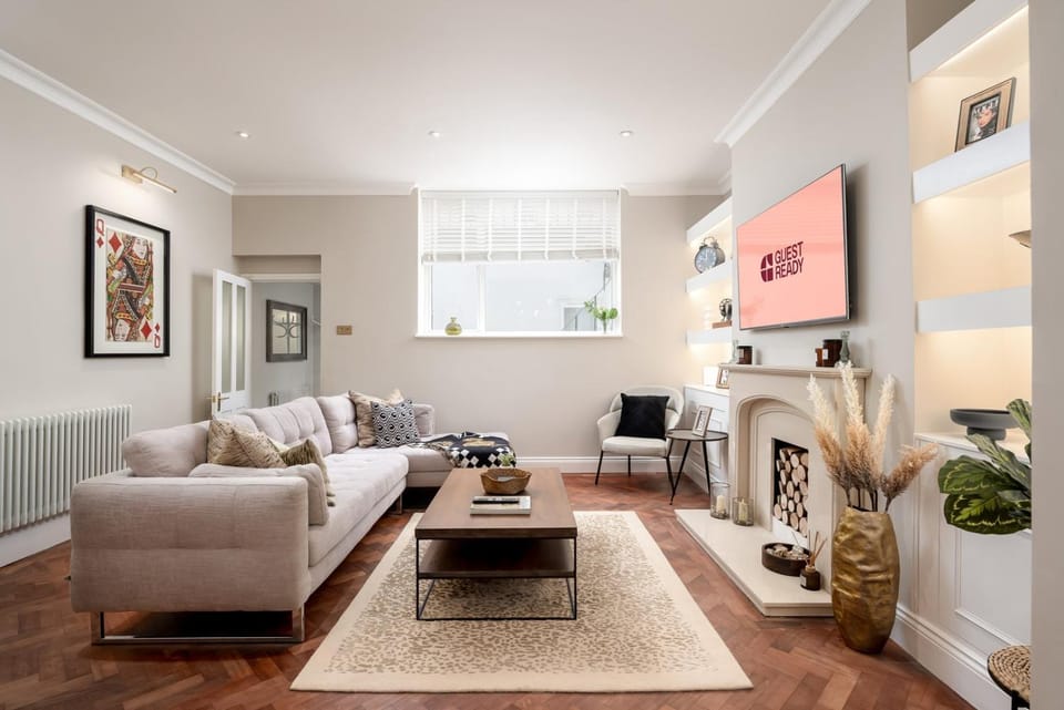 GuestReady – Elegant 3BR Near Victoria Station Apartment in City of Westminster