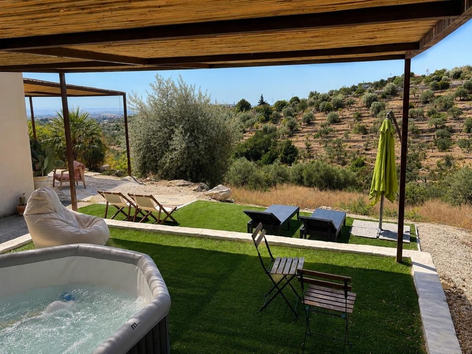Hot Tub, View (from property/room), Mountain view