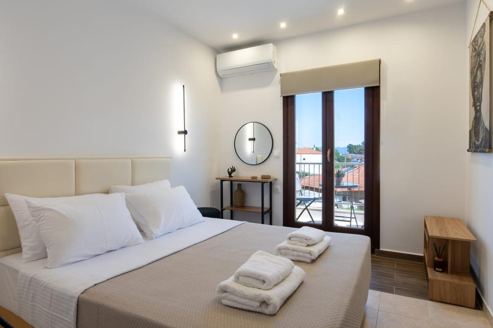 TV and multimedia, Balcony/Terrace, Bedroom, air conditioner