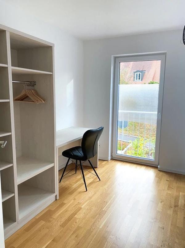 Photo of the whole room, wardrobe