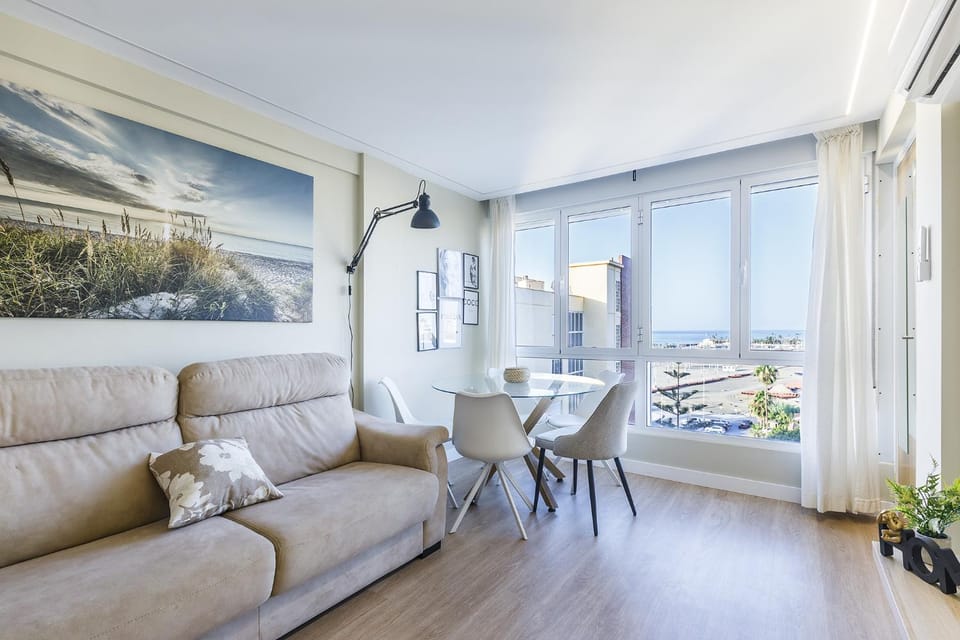 A&N Mediterranean Family Coastline Torre del Mar Apartment in Torre del Mar