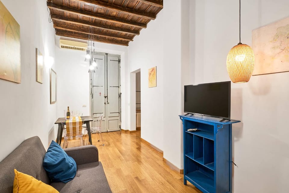Communal lounge/ TV room, TV and multimedia, Living room, Seating area