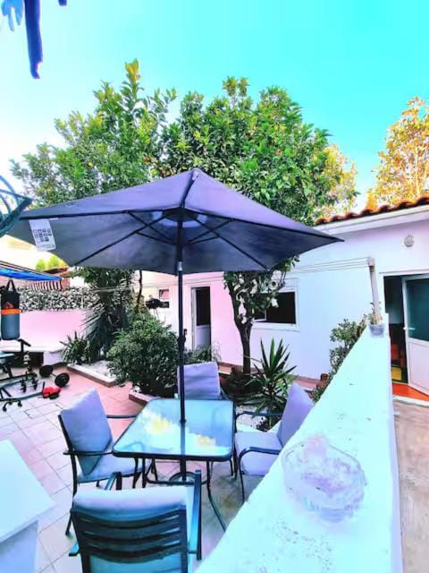 Lisbon Charm Stay -Patio & Gym Apartment in Lisbon