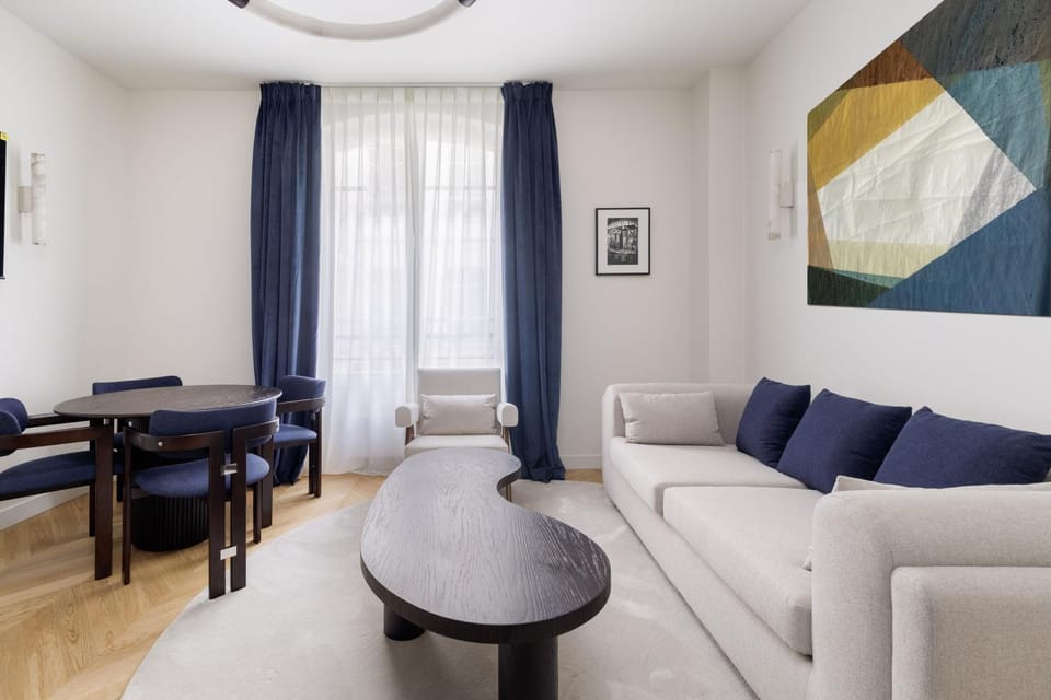Living room, Seating area, Dining area