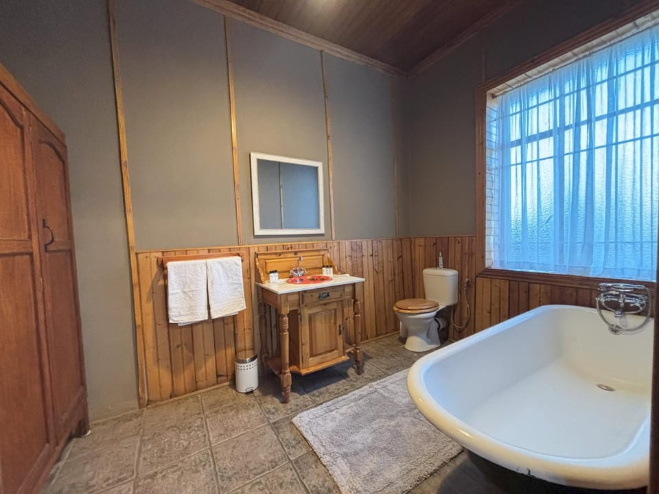 Bathroom, Bath