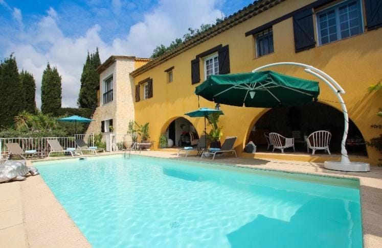 Villa Peymeinade Vue mer et montagnes Villa in Grasse