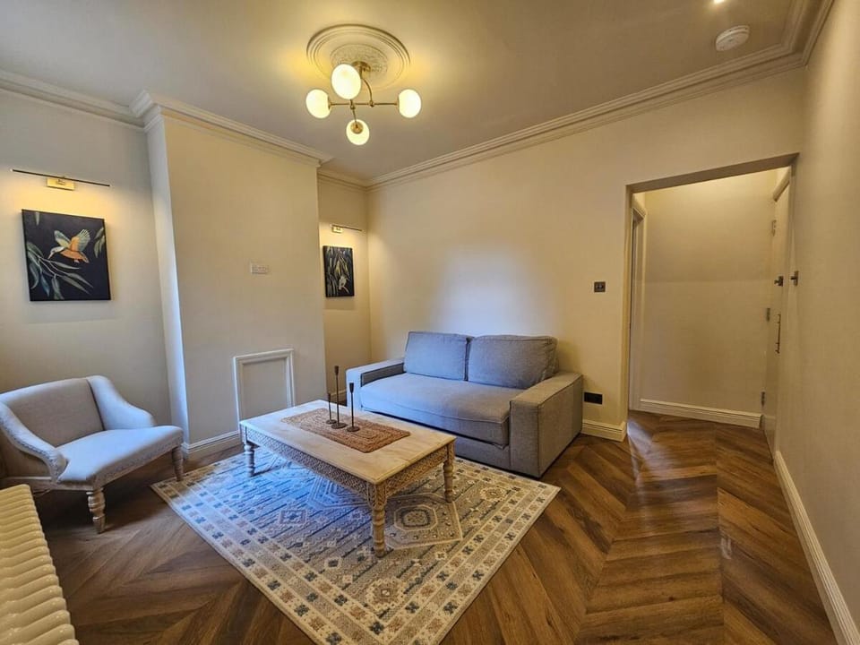 Cosy Garden Flat in Wimbledon Apartment in London