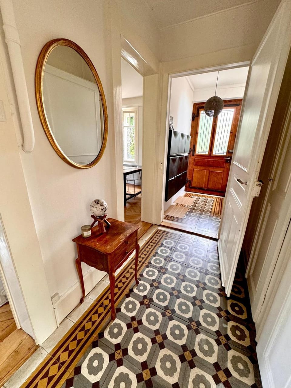 Appartement au lac dans villa de charme Apartment in Canton of Vaud