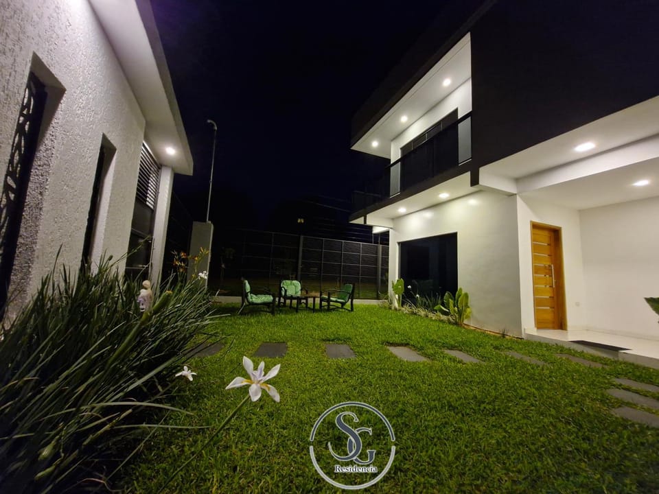 Residencia SG - Casa Duplex House in Misiones Province, Argentina