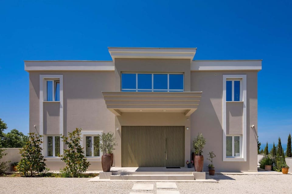 Property building, Day