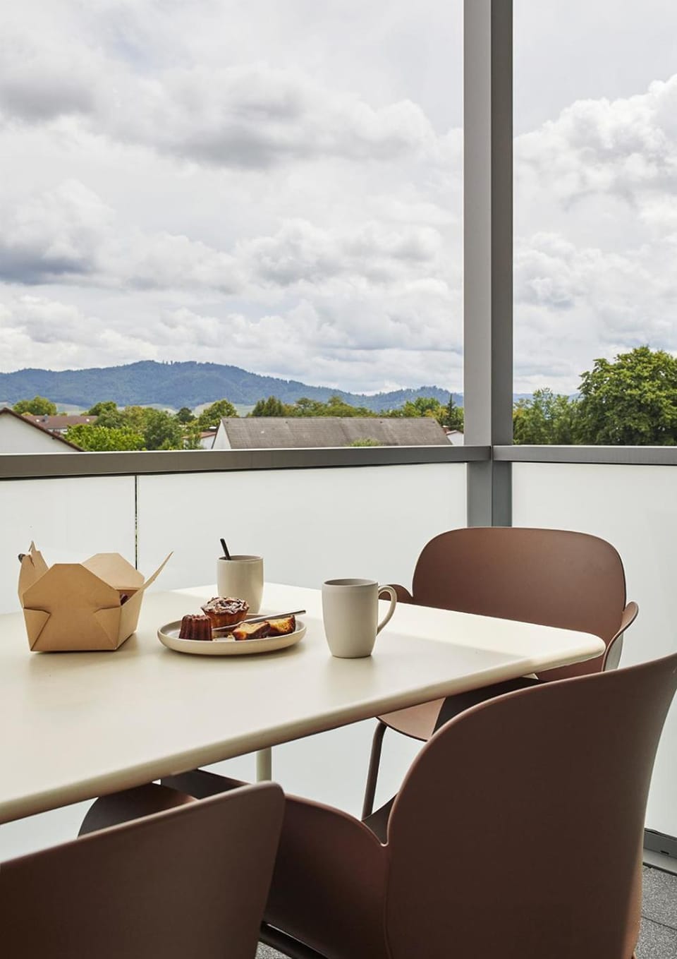 Day, Natural landscape, View (from property/room), Balcony/Terrace, Dining area, Mountain view