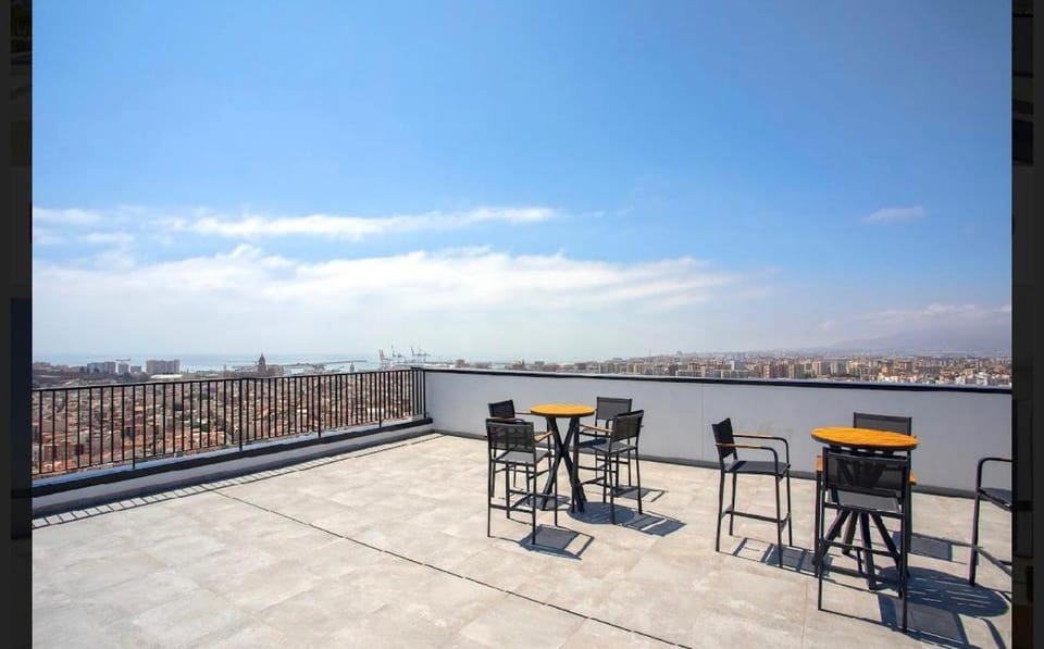 Skyview Martiricos Apartment in Malaga