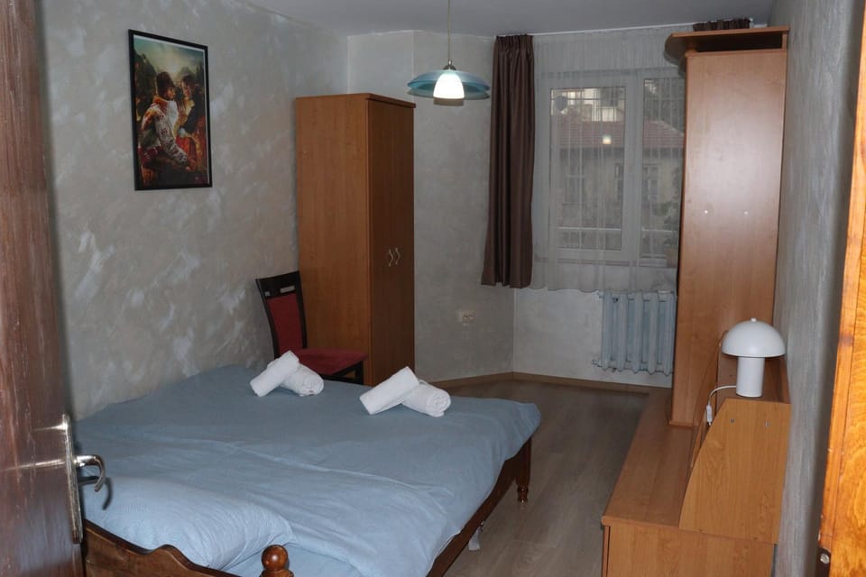 Комфортен апартамент, безплатно гараж! Apartment in Sofia