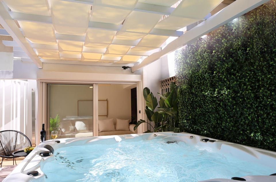 Coastal Charm by Neuvel Apartment in South Athens
