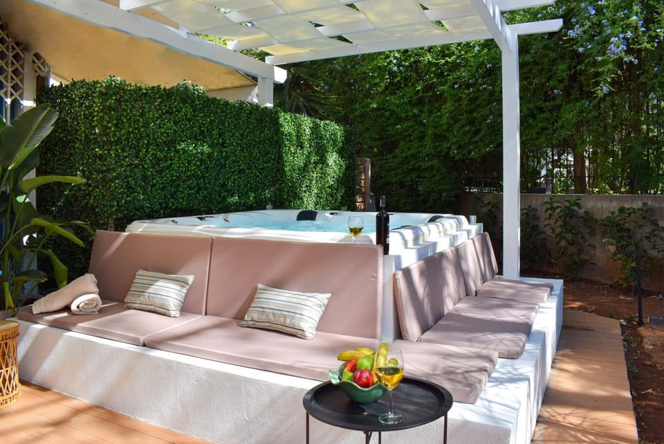 Hot Tub