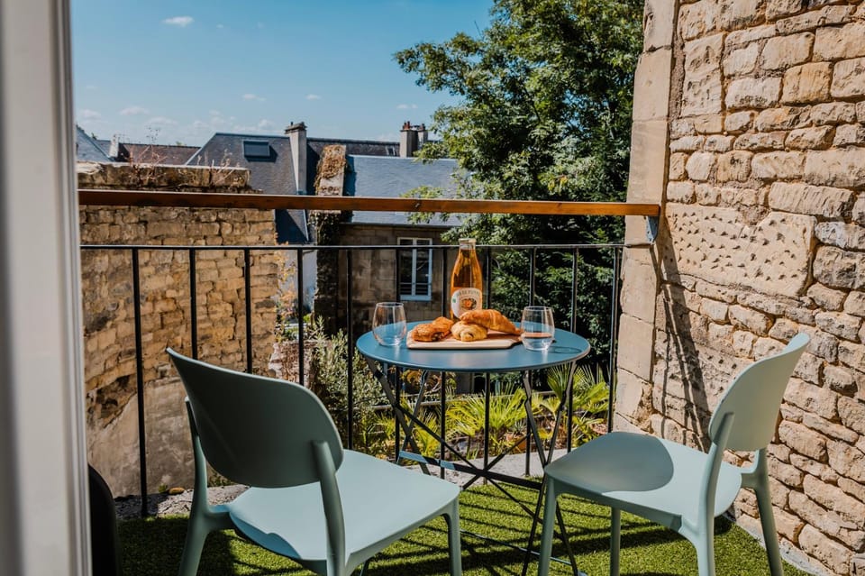 Balcony/Terrace, Dining area