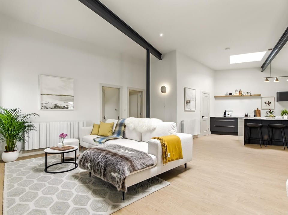 Communal lounge/ TV room, Living room