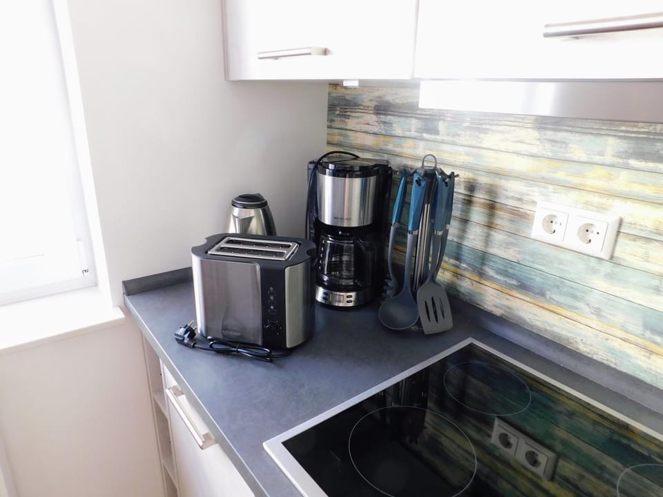 Coffee/tea facilities, Kitchen or kitchenette, toaster