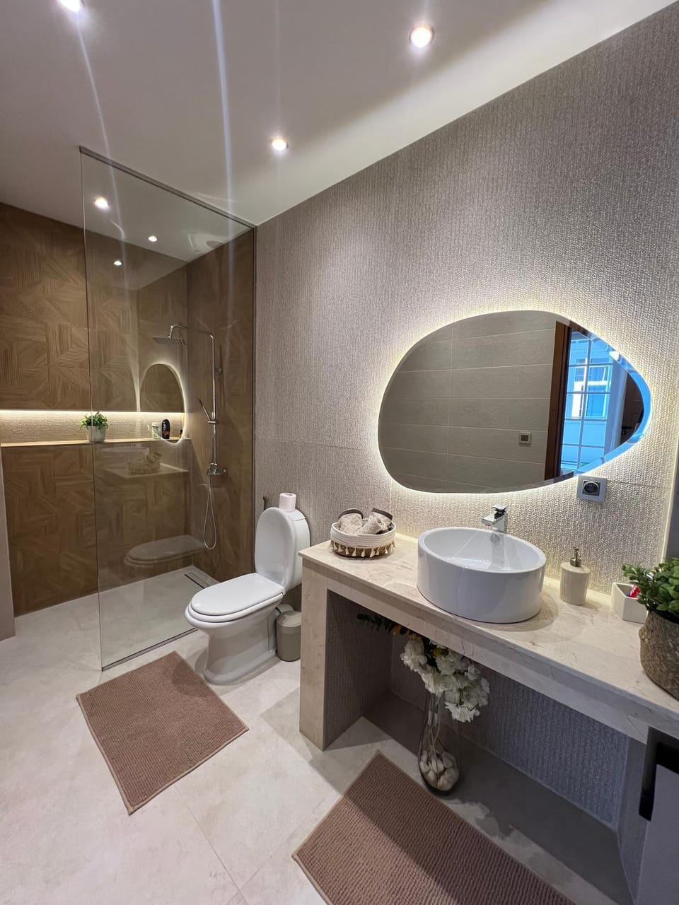 Shower, Toilet, Bathroom