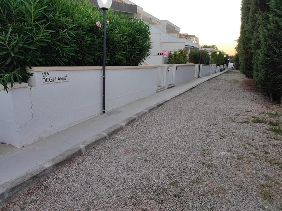 CASINA MlSTER T Lidomarini, Puglia House in Apulia
