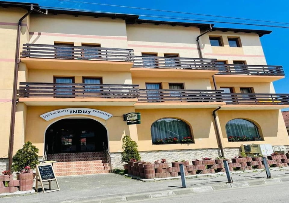 Property building, Facade/entrance, Day, View (from property/room), Balcony/Terrace