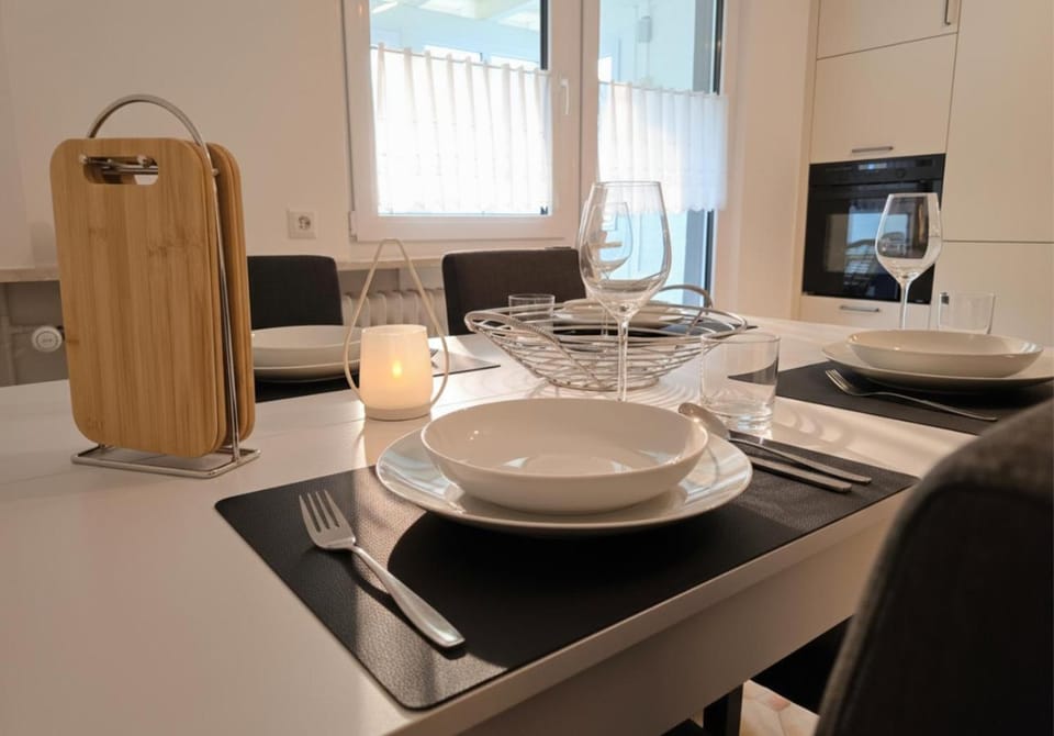 Kitchen or kitchenette, Decorative detail, Decorative detail, Dining area
