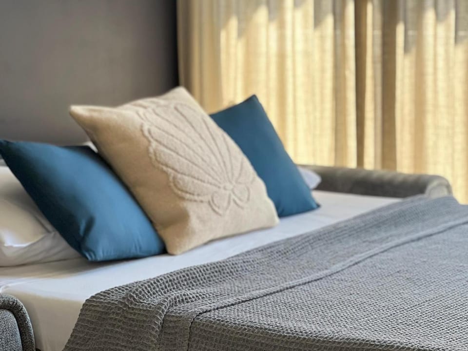 Bed, Night