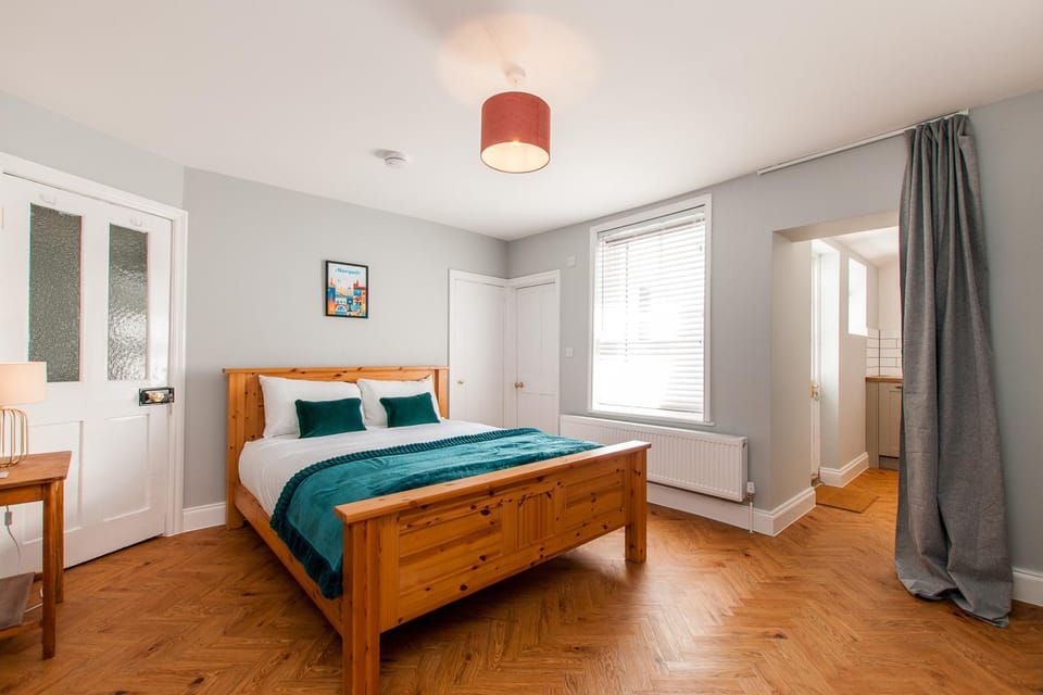 Trinity Garden Apartment - Margate Old Town Apartment in Margate