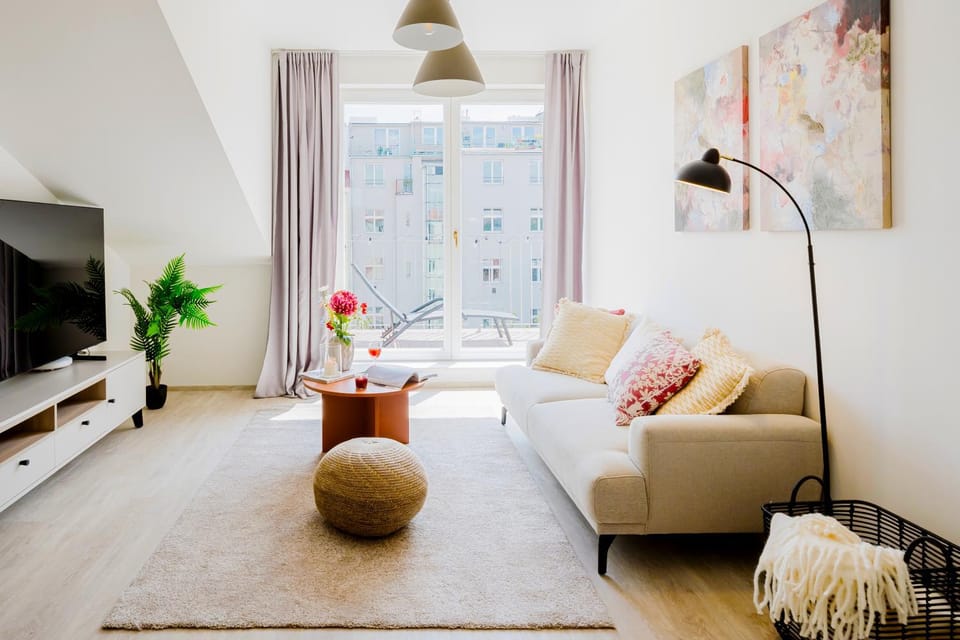 TV and multimedia, Living room, Seating area