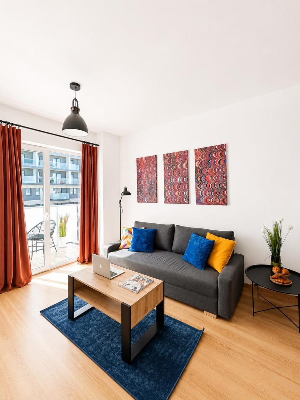Living room, Seating area