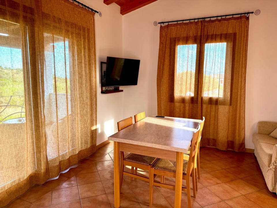 White House Lu Impostu Apartment in Sardinia
