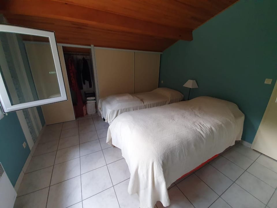 CARCANS MAUBUISSON LOCATION SAISONNIERE VILLA 6 couchages House in Carcans