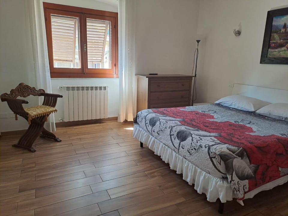 Sisters' House Apartment in La Spezia