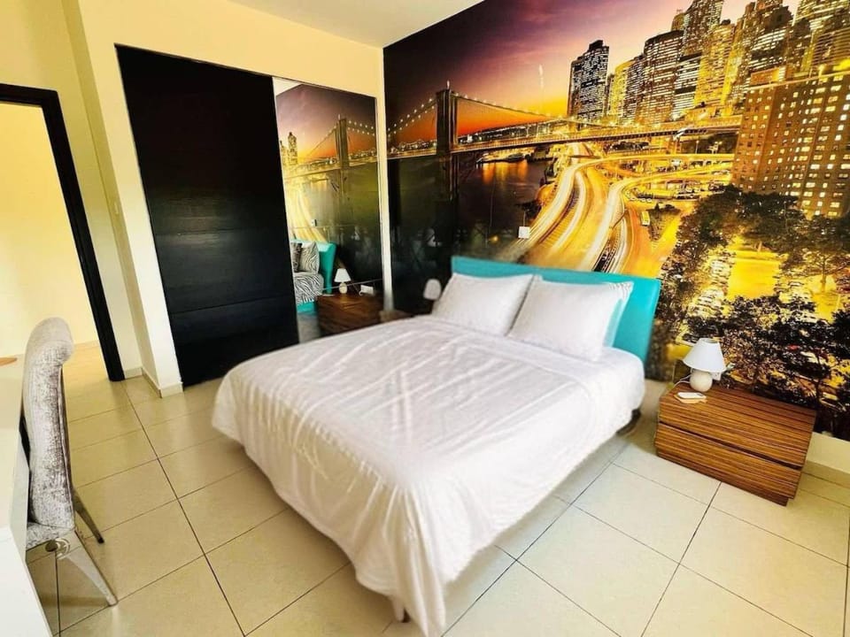 Spacious 5 bedroom Villa with 2 swimming pools Villa in Paphos District