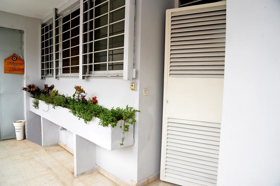 Cosy T2 Vue sur Lagune Le Plateau- Lumineux & Grand Apartment in Africa