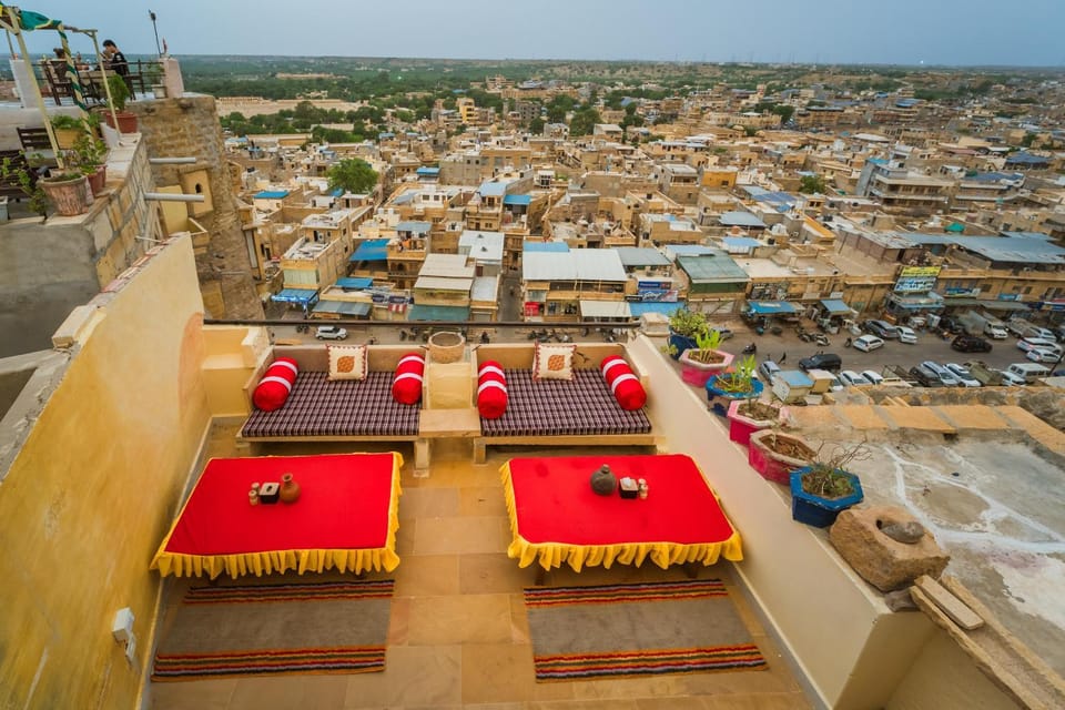 Property building, Restaurant/places to eat, Natural landscape, Bird's eye view, View (from property/room), Balcony/Terrace, Balcony/Terrace, Seating area, Dining area, City view