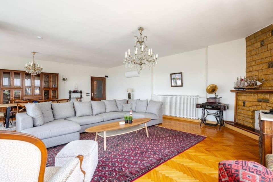 Spacious 4BR Home - Stunning Bosphorus Views! #390 Apartment in Istanbul